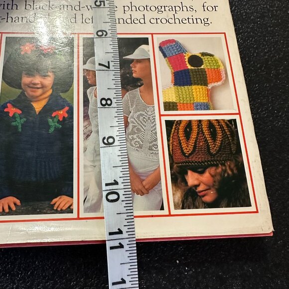 McCall's Crochet Treasury – Hardcover Book Over 150 Ideas to Crochet, 320 Pages - Picture 14 of 15